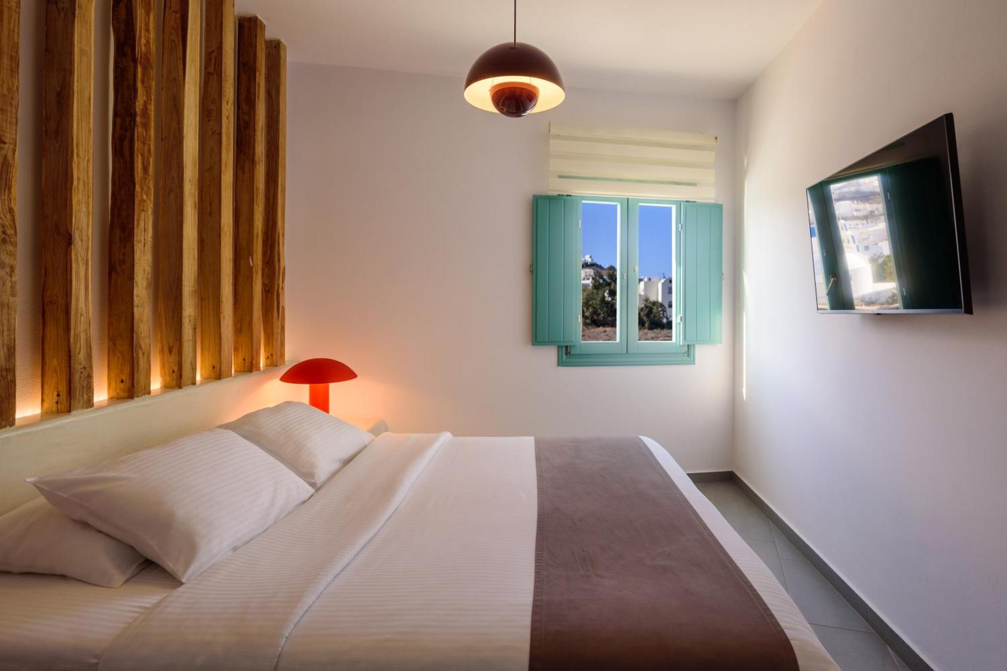 Neptune Luxury Suites Akrotírion Eksteriør billede