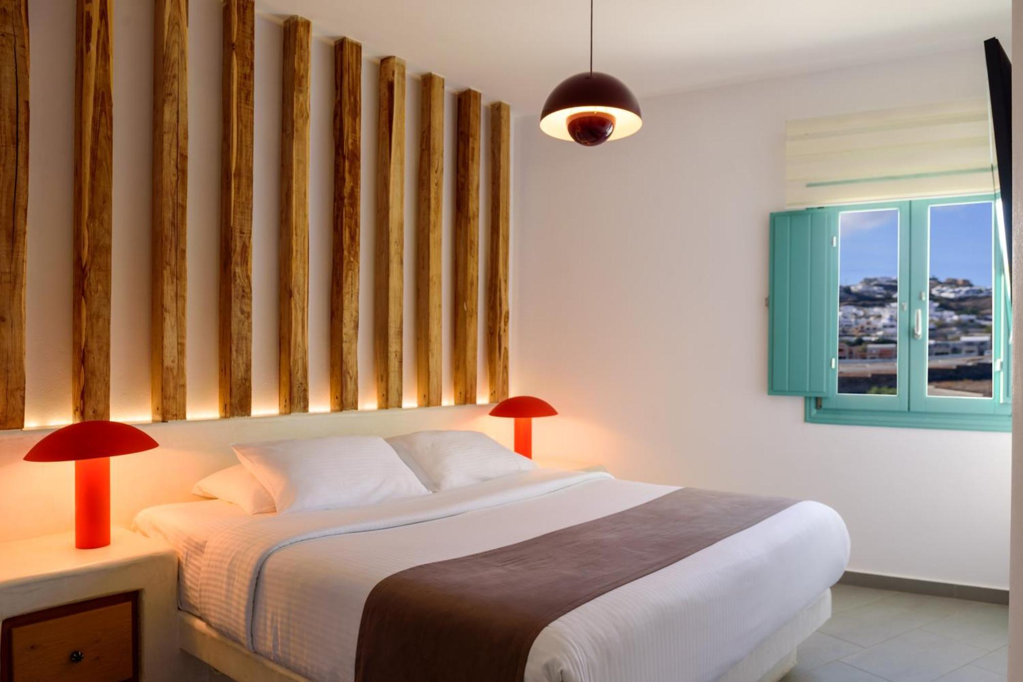 Neptune Luxury Suites Akrotírion Eksteriør billede