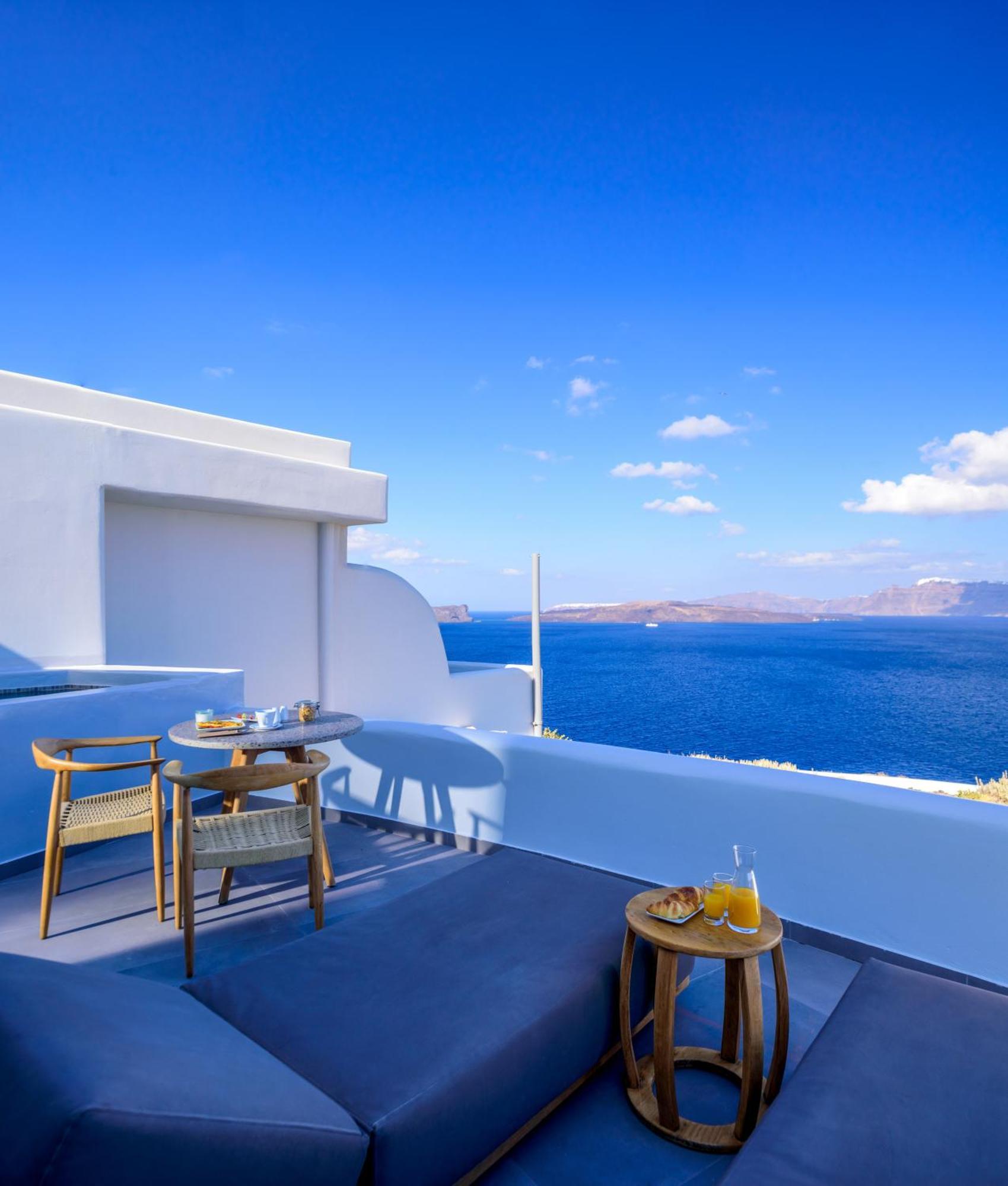 Neptune Luxury Suites Akrotírion Eksteriør billede