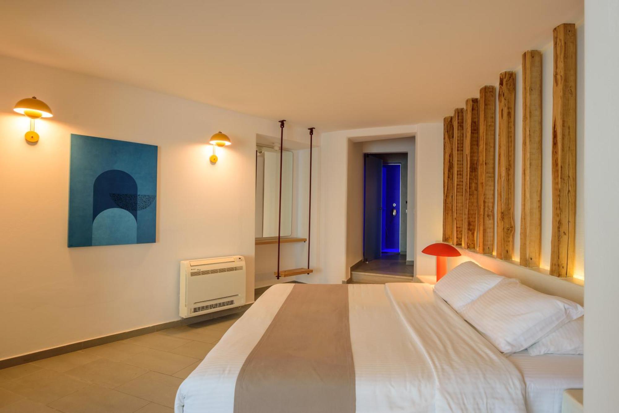 Neptune Luxury Suites Akrotírion Eksteriør billede